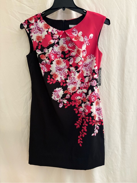 New York & Company Dresses & Skirts - New York & Company Black Dress with Fuchsia Floral Print 10 NWT’s